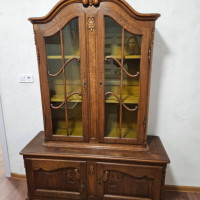 Старинен шкаф , снимка 1 - Антикварни и старинни предмети - 44783592