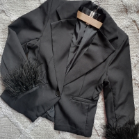 Елегантно вталено сако с естествени щраусови пера , снимка 1 - Сака - 44767619