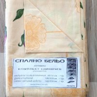 *НОВ* Комплект спално бельо - Червени рози, снимка 1 - Спално бельо - 31716610