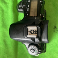 Фотоапарат Canon 70D - DSLR, снимка 5 - Фотоапарати - 44934166
