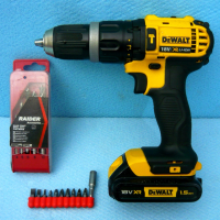 DeWALT DCD 785 - винтоверт с батерия плюс много аксесоари, снимка 3 - Винтоверти - 43764324