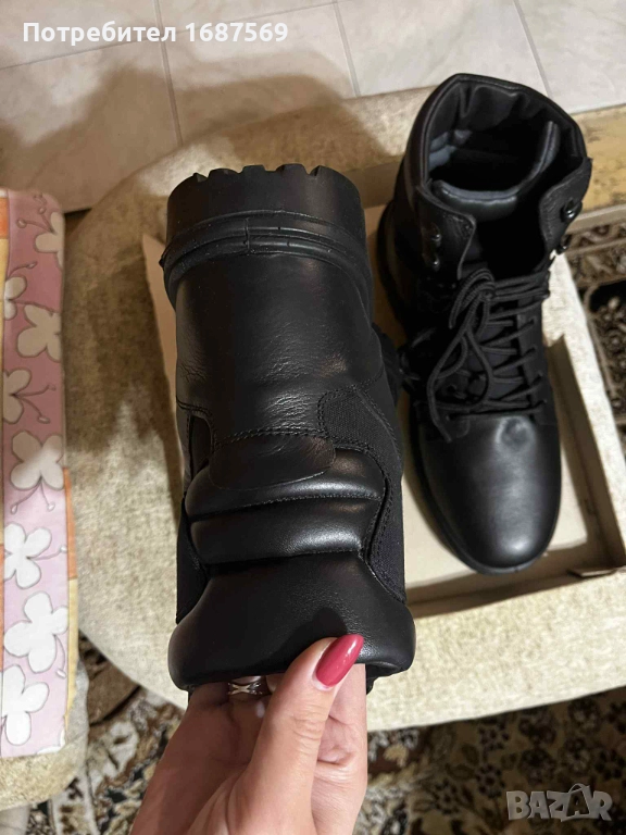 НОВИ КУБИНКИ И БОТИ, снимка 1