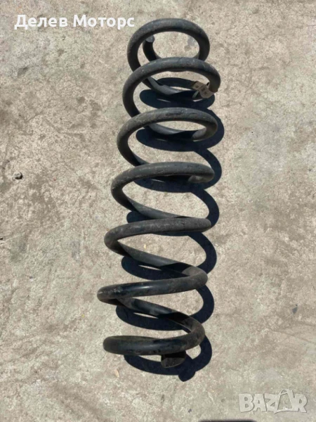 Пружина задна 5QF511115 за Volkswagen T-Roc 2.0 TDI 4 Motion, 150 ph., engine DFFA, 6 sp., 2018г., снимка 1