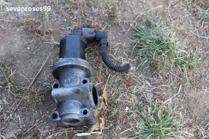 EGR клапан Фиат Крома 1.9jtd 150ks Fiat Croma 2008 55215031, снимка 1