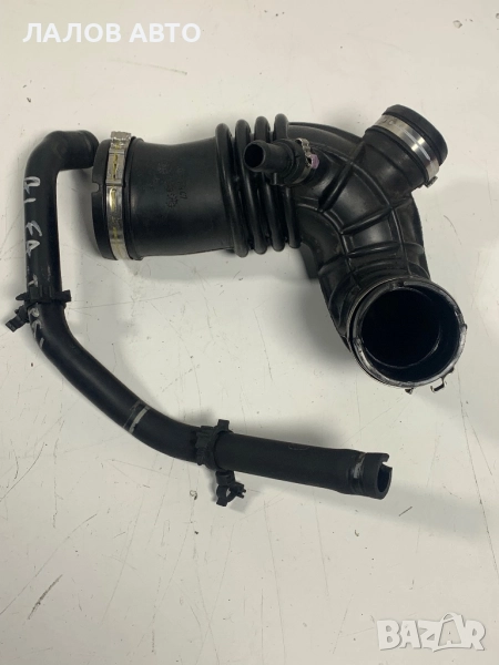 Маркуч от филтърната кутия към студената част на турбото Алфа Ромео 156 Alfa Romeo 1.9 JTD 115к.с., снимка 1