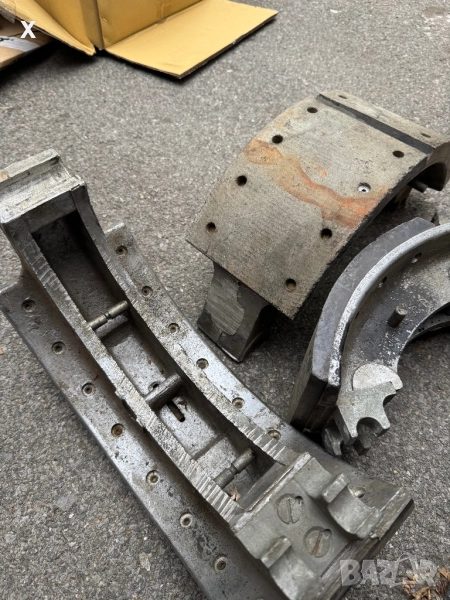 НОВИ СССР ЗАДНИ ЧЕЛЮСТИ ЗА ЗИЛ 130-3502090, снимка 1