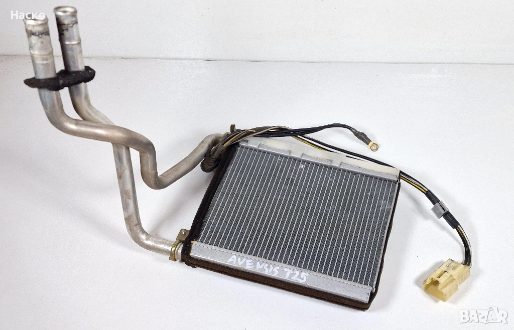 Радиатор Радиаторче Парно Toyota Avensis T25 Тойота Авенсис Т25 2003-2008, снимка 1