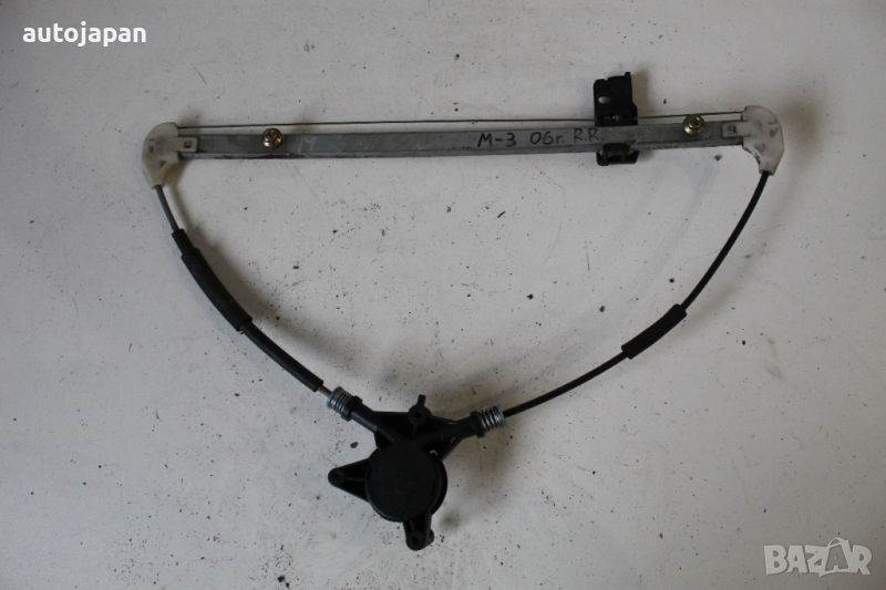 Заден десен електрически стъклоповдигач без моторче Мазда 3 06г Mazda 3 2006, снимка 1