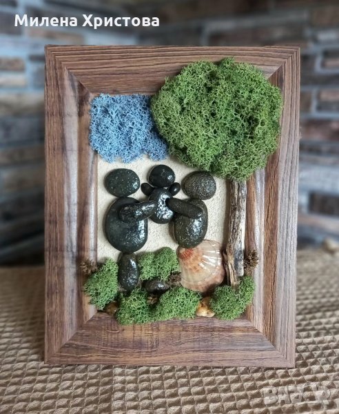 Картина със скандинавски мъх и морски камъчета , снимка 1