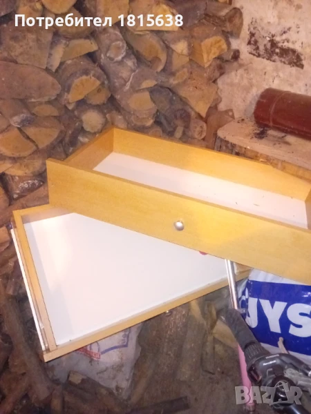 Продавам запазено детско легло(без матрак)., снимка 1