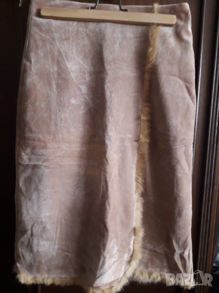 Дамска зимна пола с кожички нова, снимка 1