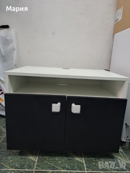 Етажерки 2бр. и TV шкафче на колелца, снимка 1