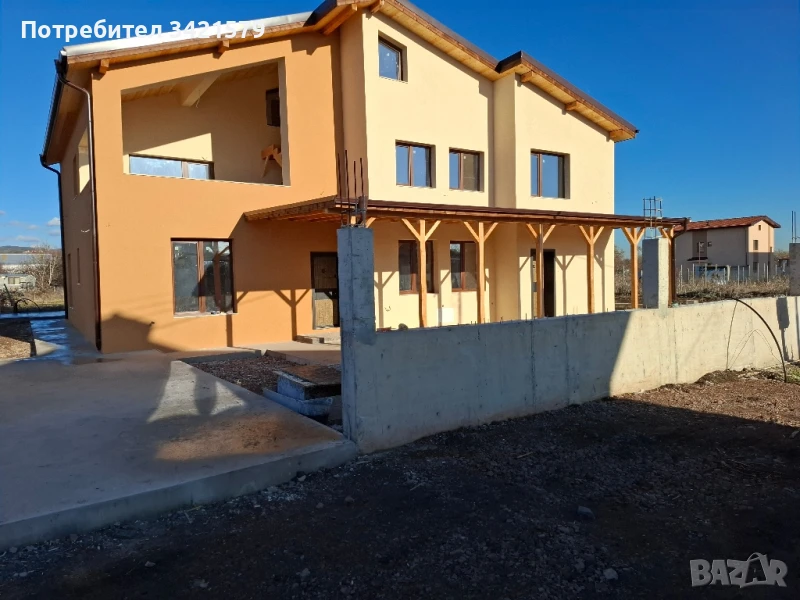Къща в село Голяновци , снимка 1
