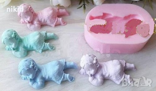 Момиче дете бебе изпънато по корем силиконов молд форма фондан гипс шоколад, снимка 1