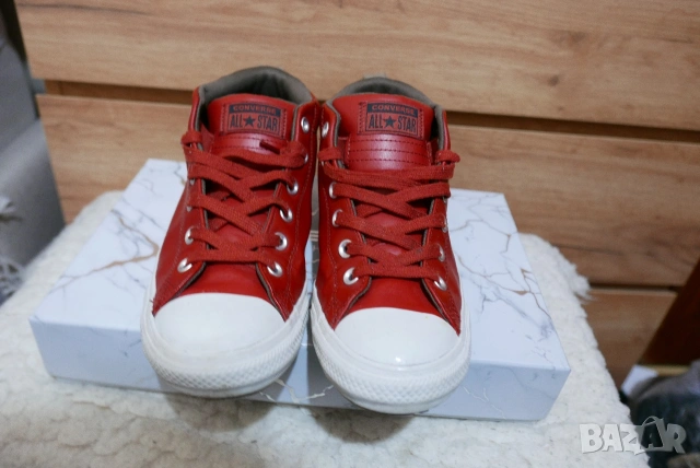 Кожени кецове Converse