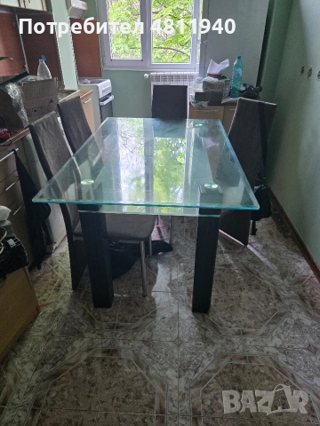 кухненска маса стъклена на 2 нива размери 140 на 90см
