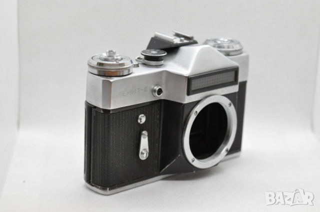 Два фотоапарата Зенит, Zenit, снимка 3 - Фотоапарати - 52390469