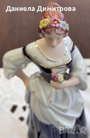 Елегантна дама, Royal Dux Bohemia, снимка 5 - Статуетки - 54288273