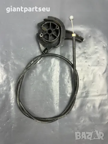 Жило за Преден Капак Мерцедес Mercedes-benz W220 A2208800359