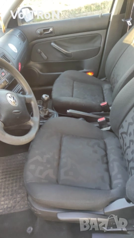 VW Golf 4 1.4 бензин, снимка 10 - Автомобили и джипове - 53332529