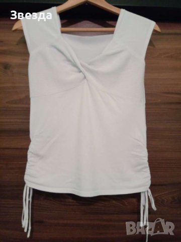 Продавам лятна блузка без ръкав - бяла, снимка 1 - Корсети, бюстиета, топове - 42247199