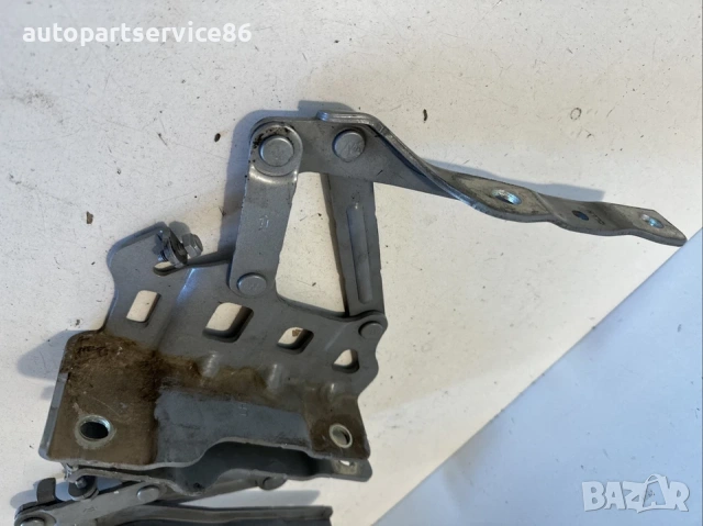 Преден ляв и десен панти на капака за KIA Sportage 1.6 CRDi (2020), снимка 2 - Части - 53338407