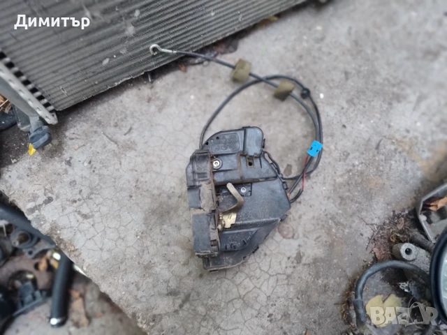 Брава Врата Задна Лява За Мерцедес Ц Комби 2003г / Mercedes C Combi 2003y, снимка 2 - Части - 51242824