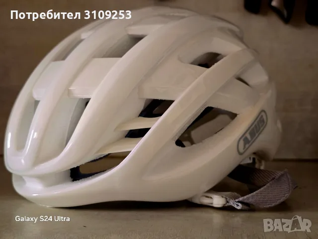 Каска Abus Airbreaker 52-58см М размер