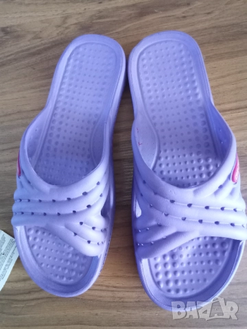 Нови дамски джапанки № 38, стелка 24см.