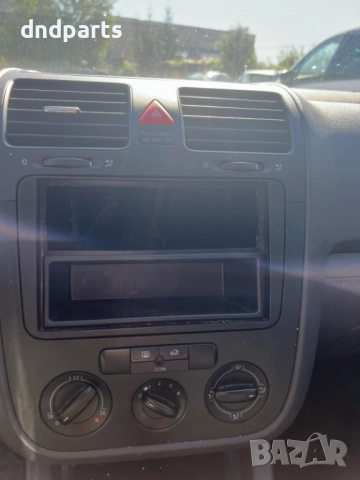 VW Golf 5 1.4i 2005г. На Части, снимка 8 - Автомобили и джипове - 51597687