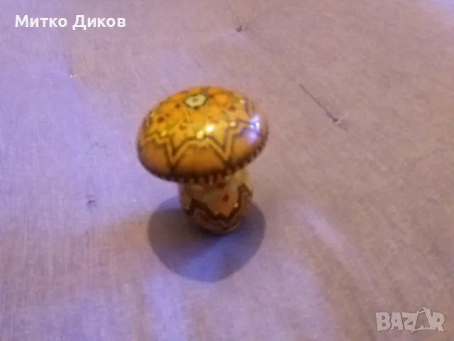 Дървена солница от соца Н-70мм и фи горе-82мм и долу-43мм