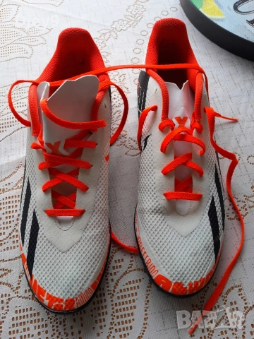 футболни обувки Adidas Messi 30 лв.