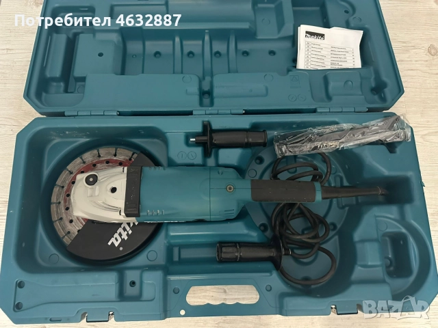 Makita GA9020R 230 мм / 2200 W – почти нов, използван само 3-4 пъти, снимка 2 - Куфари с инструменти - 52179836