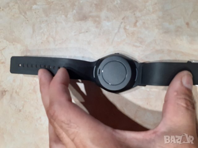 Продавам смарт часовник със слот за сим и карта памет, снимка 9 - Смарт гривни - 37838798