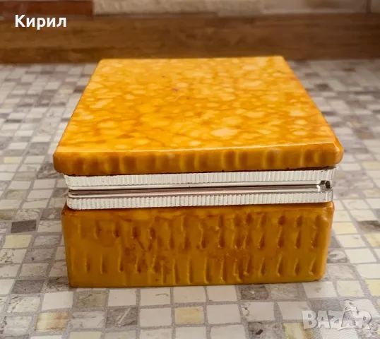 Винтидж кутийка за бижута, снимка 4 - Антикварни и старинни предмети - 49263316