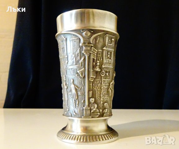 Калаена чаша за вино с картини Вечният младоженец. , снимка 3 - Антикварни и старинни предмети - 31804487