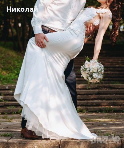 УНИКАЛНА Булчинска Рокля с 3D цветя и перли