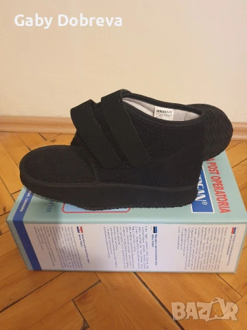 Постоперативни ортопедични обувки (при интервенция на халукс валгус )., снимка 2 - Дамски ежедневни обувки - 53081665