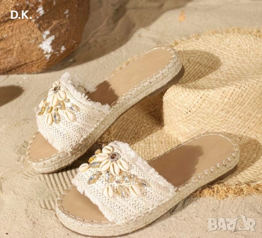 Нови летни дамски чехли. Размер 36. Стелка -23см. 12€.