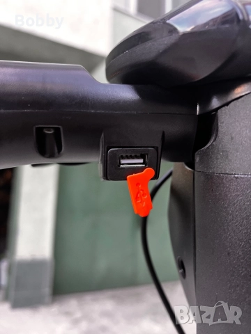 Електрическа тротинетка Ducati Pro 3, снимка 13 - Велосипеди - 52278705