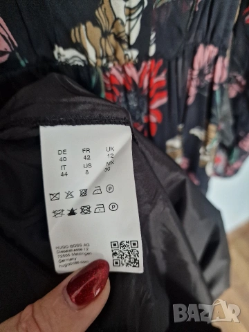 Страхотна дамска рокля HUGO BOSS размер 42 , снимка 14 - Рокли - 53008877