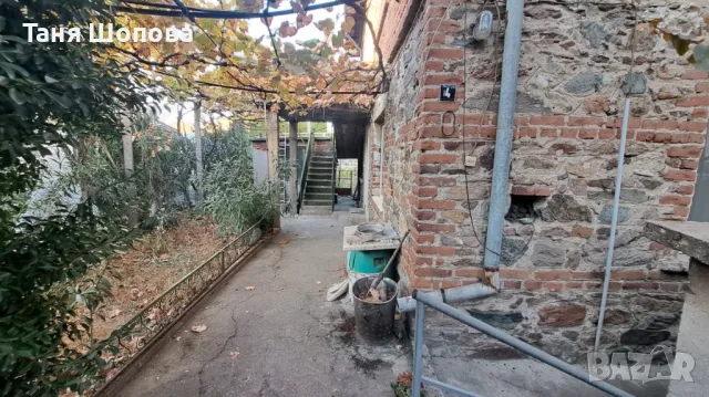 Двуетажна къща за продажба в град Петрич , снимка 18 - Къщи - 48755646