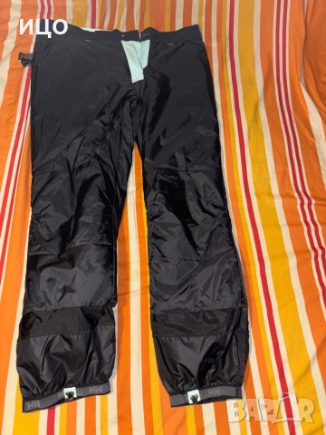 Нов дамски ски панталон Helly Hansen, снимка 12 - Панталони - 52370664