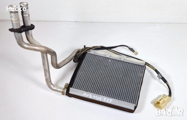 Радиатор Радиаторче Парно Toyota Avensis T25 Тойота Авенсис Т25 2003-2008