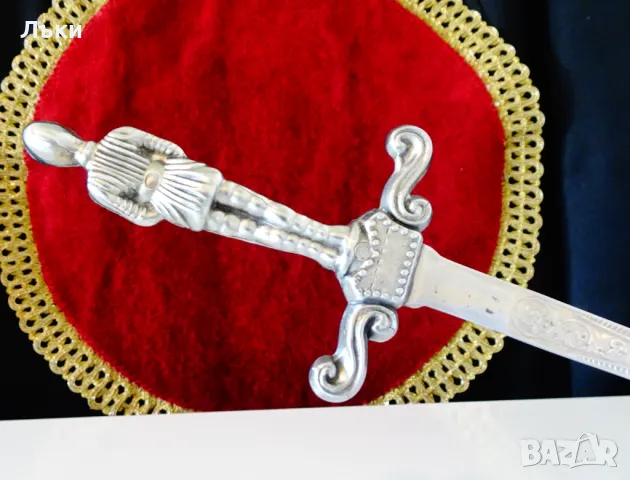 Кинжал,кама с фигура на рицар тамплиер. , снимка 3 - Антикварни и старинни предмети - 49816581