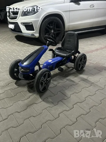 Детска количка с педали Mercedes-Benz, снимка 2 - Детски велосипеди, триколки и коли - 56177008