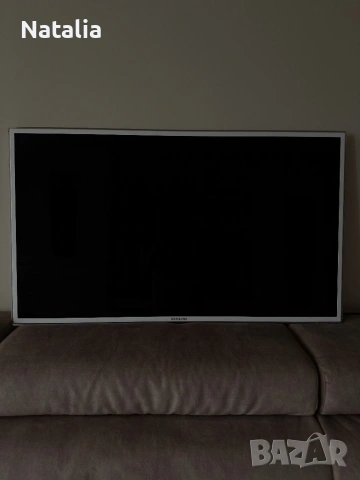 телевизор Samsung, модел UE40D6510WS, бял 