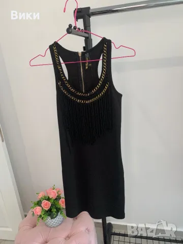 Рокля в размер XS, снимка 2 - Рокли - 49006686