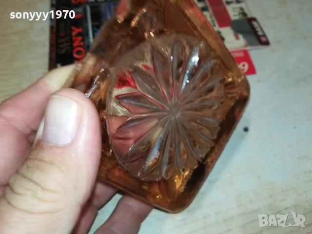 КРАСИВ СТЪКЛЕН ПЕПЕЛНИК 0709251645, снимка 18 - Антикварни и старинни предмети - 51633960