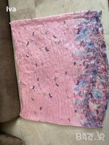 3 различни десена шал от коприна, снимка 8 - Шалове - 38425468